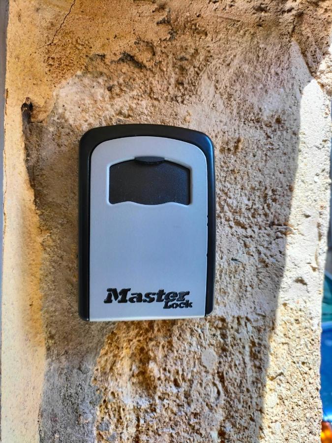 Maison De Village Familiale Pont Du Gard, Toit Terrasse, Barbecue, Fibre فير بونت دي غارد المظهر الخارجي الصورة