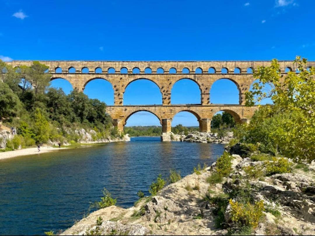 Maison De Village Familiale Pont Du Gard, Toit Terrasse, Barbecue, Fibre فير بونت دي غارد المظهر الخارجي الصورة